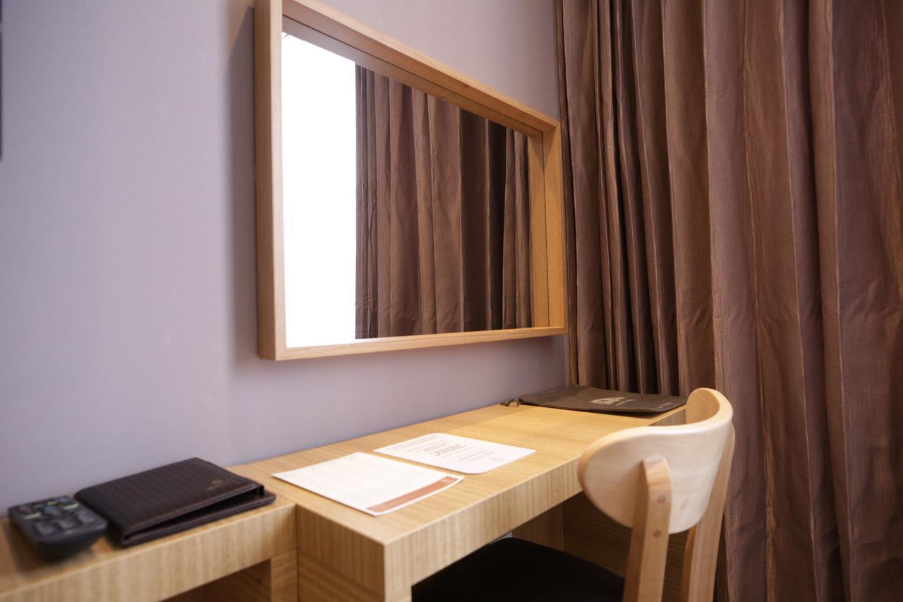 Honors Hotel Hwaseong Екстер'єр фото
