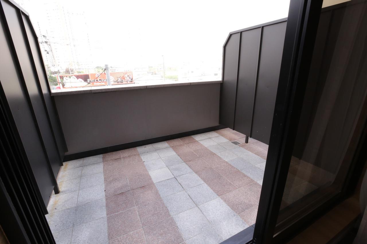Honors Hotel Hwaseong Екстер'єр фото