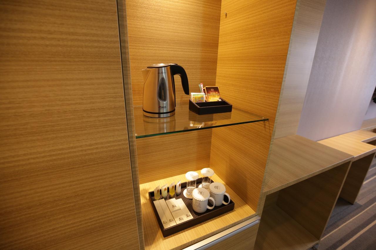 Honors Hotel Hwaseong Екстер'єр фото